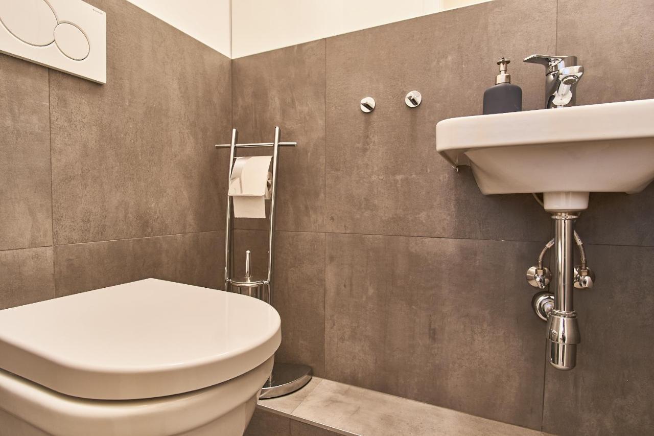 Charles Bridge Royal Apartment Prága Kültér fotó